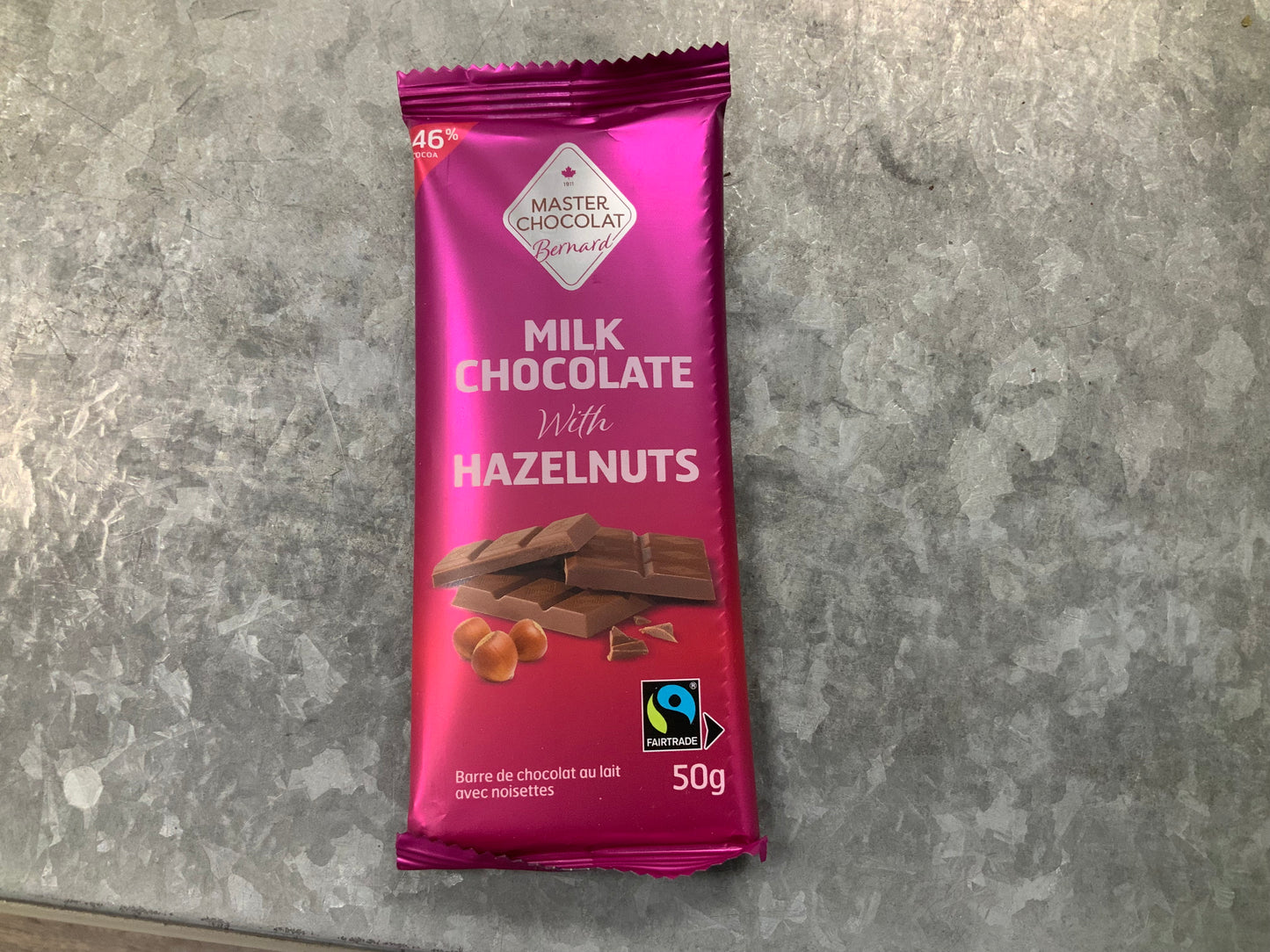 Master Chocolat Milk Chocolate Bar with Hazelnuts
